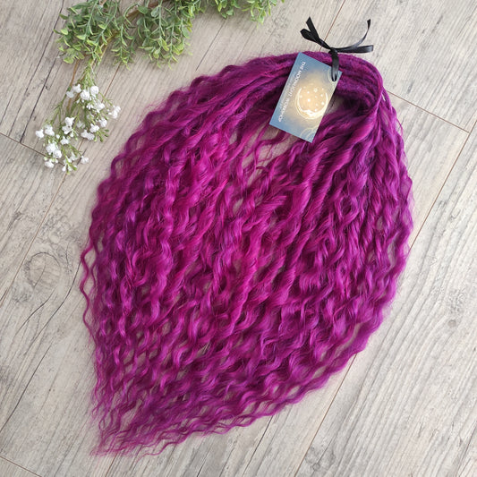 Magenta Storm combines the passion of fuchsia with the depth of violet, creating a bold, luxurious shade that stands out in any light. It’s vibrant, confident, and endlessly expressive — a perfect match for creative souls who love strong colors and artistic vibes.
The tone shifts beautifully under different lighting, from hot pink to deep magenta, giving the set a dynamic and lively character.
