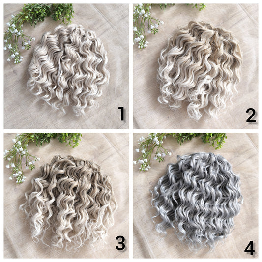 Short 10" ( 25 cm) platinum blonde and silver standard dreaded synthetic curls