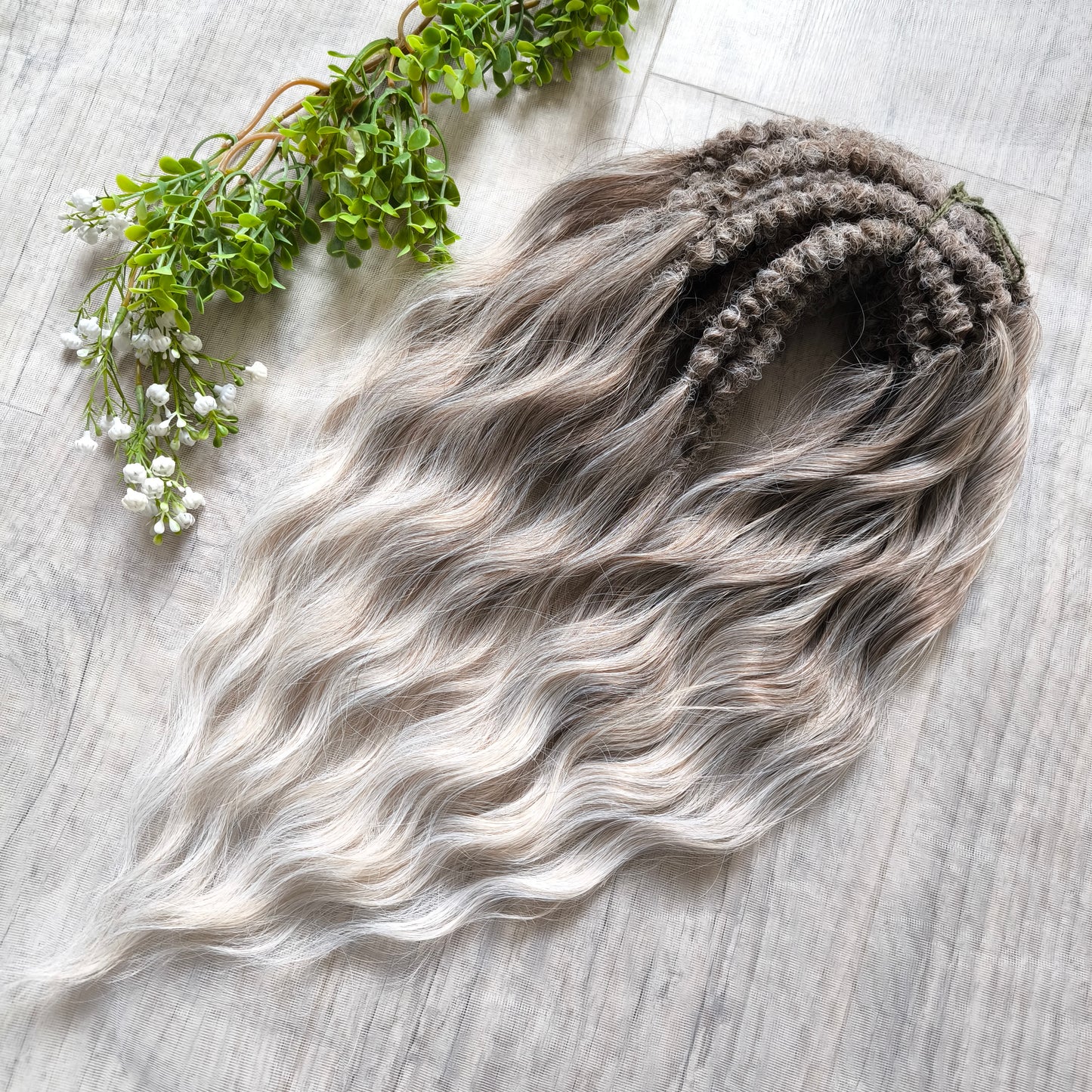 Ombre from dark ash to platinum blonde soft, lightweight, and reusable synthetic brushable double ended wavy dreadlocks (regular dreaded, braided middle, or push-up).
The length:
Standard dreaded - 22-24 inches (55-60 cm), dreaded part ±4-5 inches
Braided middle - 22-24 inches (55-60 cm), braid ±4-5 inches folded (total ±8-10 inches)
Push-up / Dolly - 20-22 inches (50-55 cm), dreaded part ±4 inches (from working side)