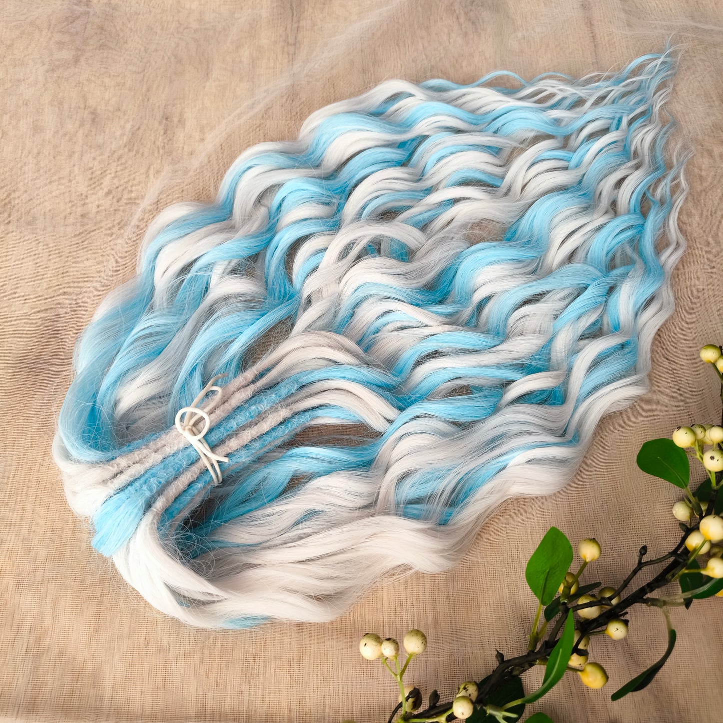 Frozen - BRUSHABLE synthetic dreaded curls (regular, braided middle or push-up)