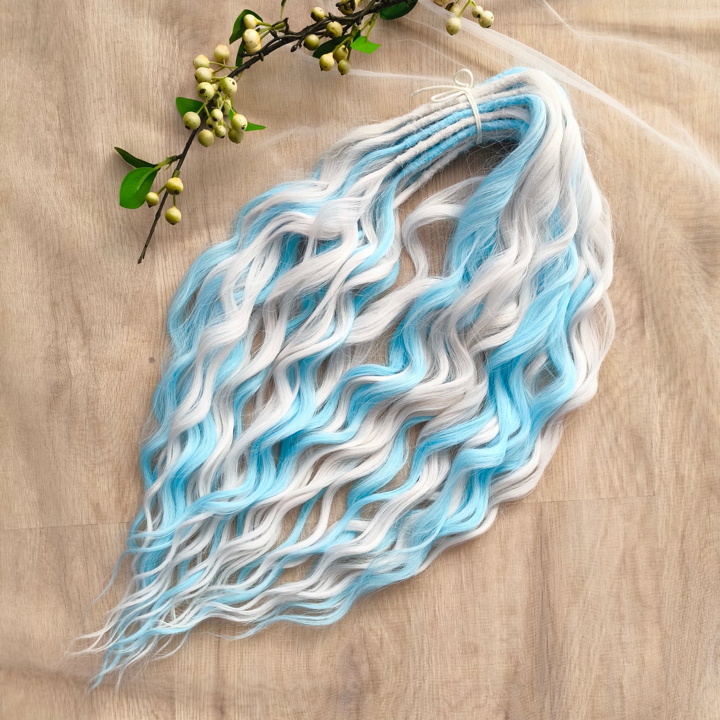 Frozen - BRUSHABLE synthetic dreaded curls (regular, braided middle or push-up)