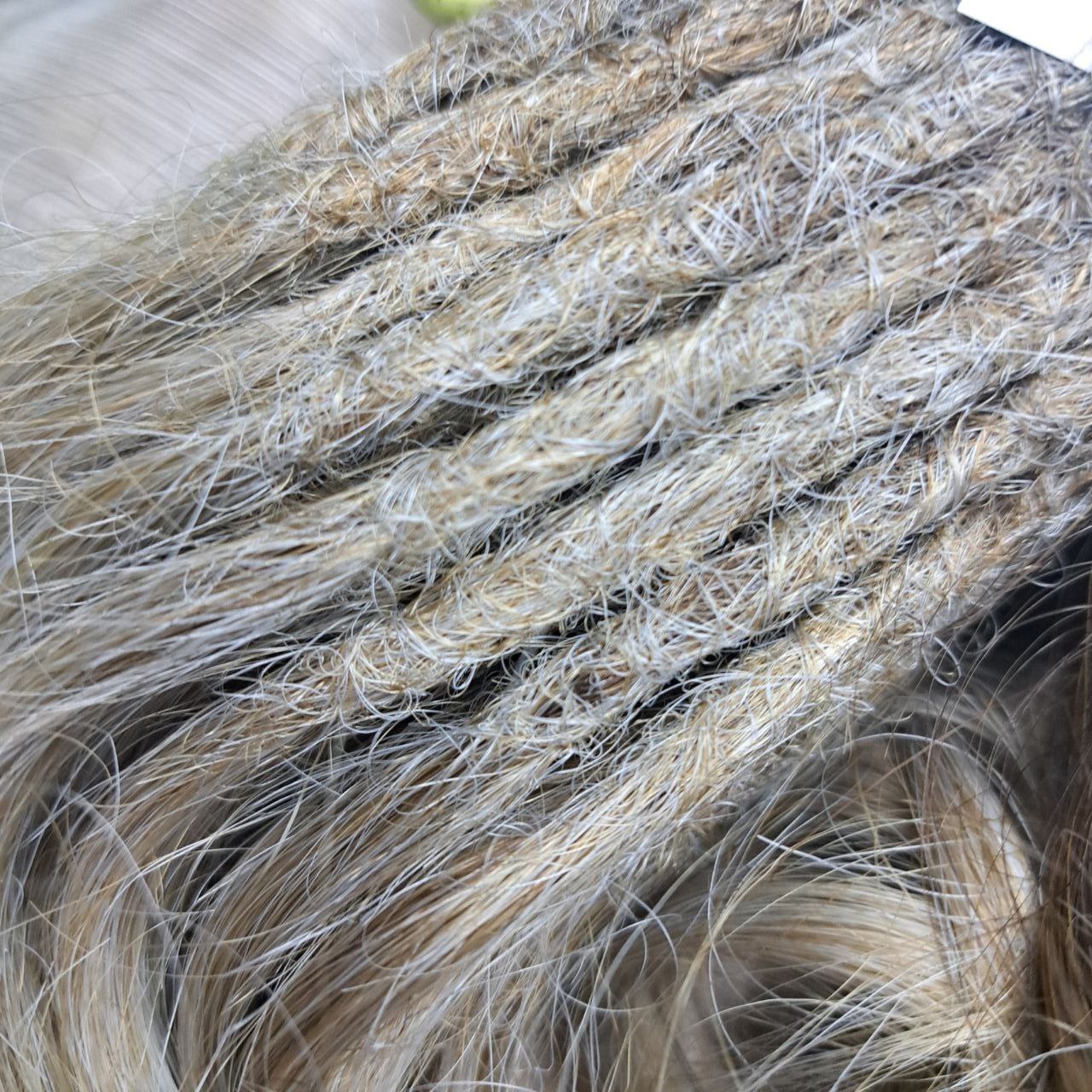 Ash wheat blonde with dark chocolate brown roots, soft, lightweight, and reusable 58 double ended synthetic standard dreaded brushable curls
Length: 16 inches (40 cm)
Dreaded part: approximately 3-4 inches (8-10 cm)
Weight: ±300 gr (10,6 oz)