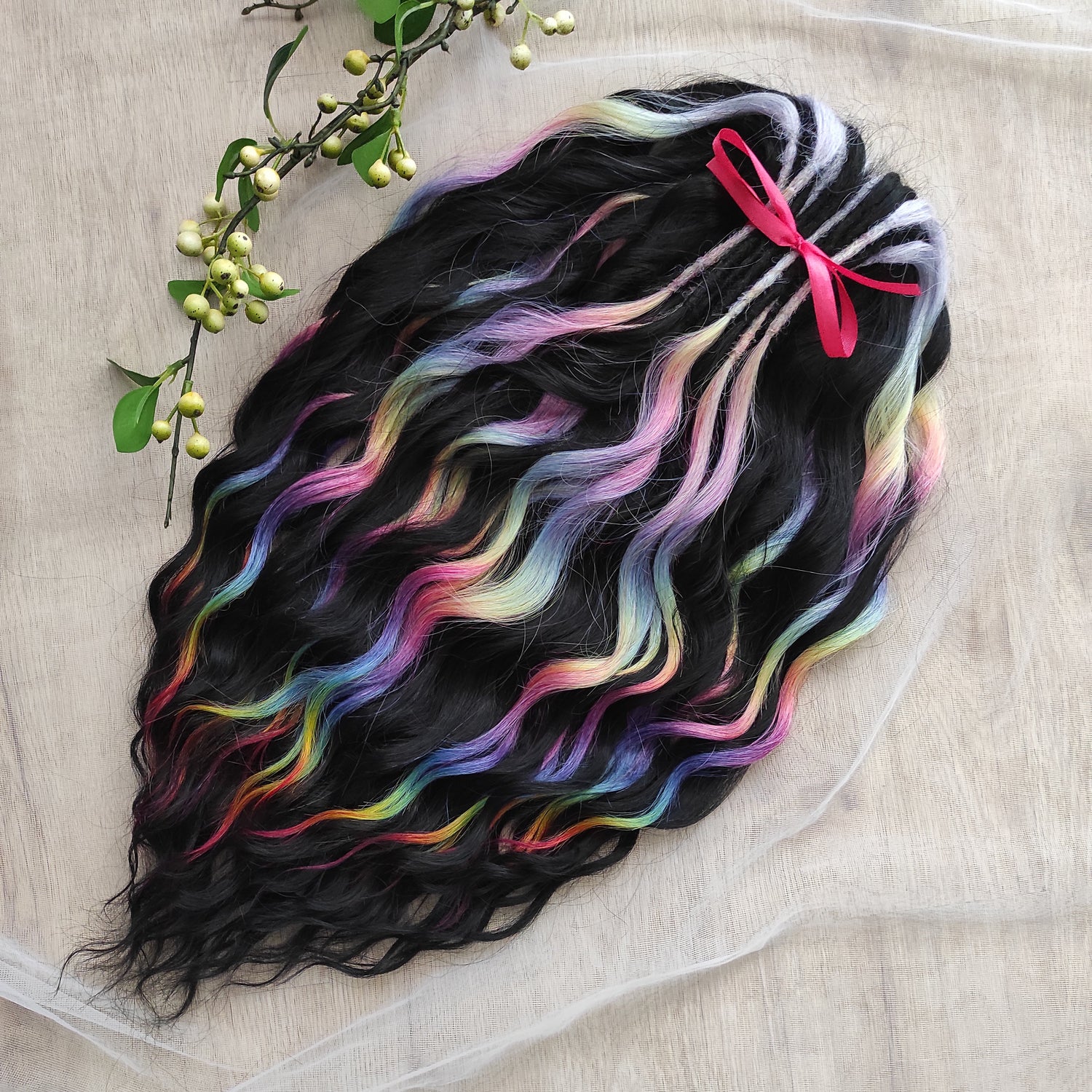 Synthetic brushable curls