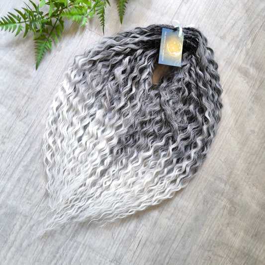 Salt and pepper: ombre from grey to white soft, lightweight, and reusable synthetic brushable double ended wavy dreadlocks (NOT BRUSHABLE).

The length:
Standard dreaded - 22-24 inches (55-60 cm), dreaded part ±3-4 inches
Push-up / Dolly - 20-22 inches (50-55 cm), dreaded part ±4 inches