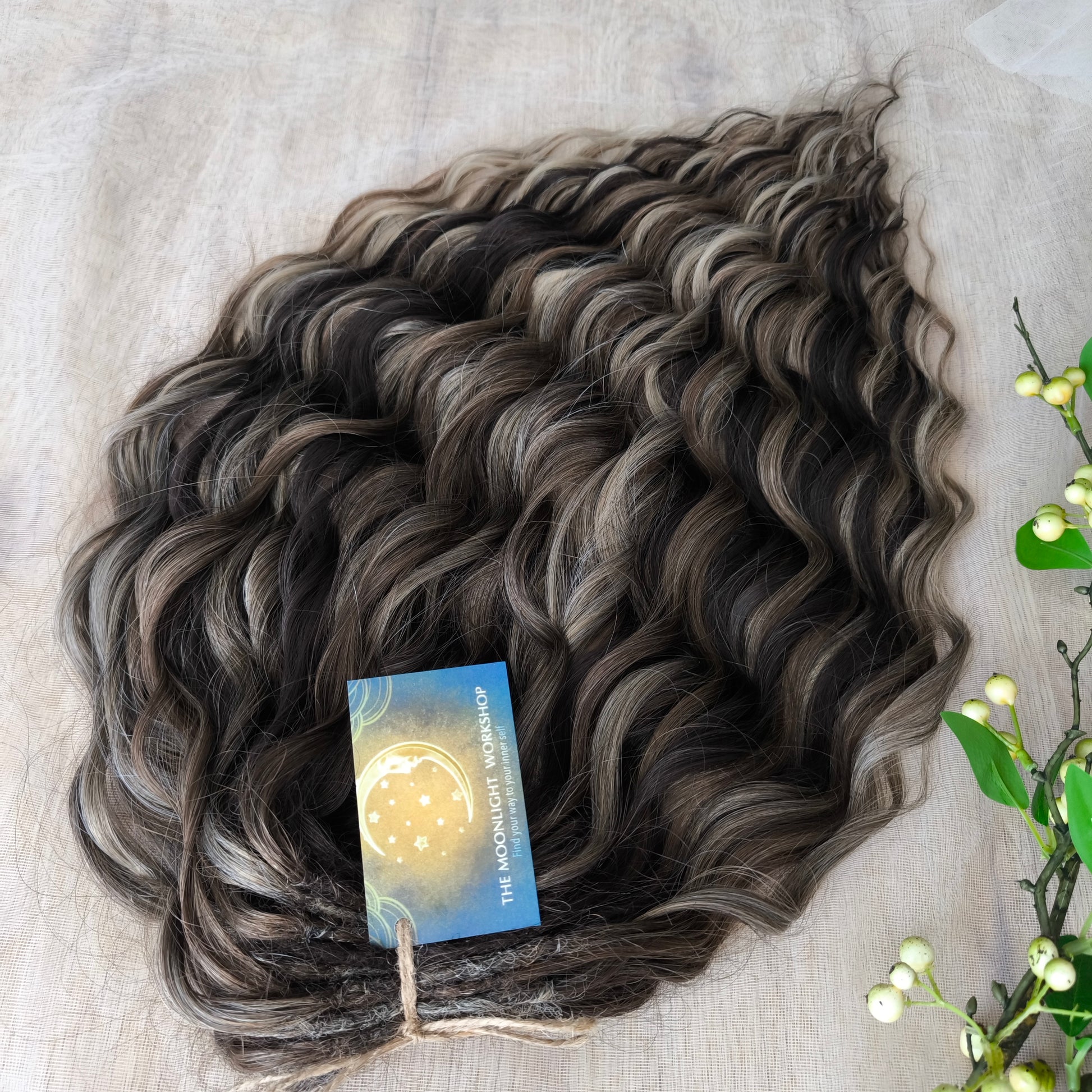 Brown mix: BRUSHABLE synthetic DE dreaded curls (regular or push-up/dolly)