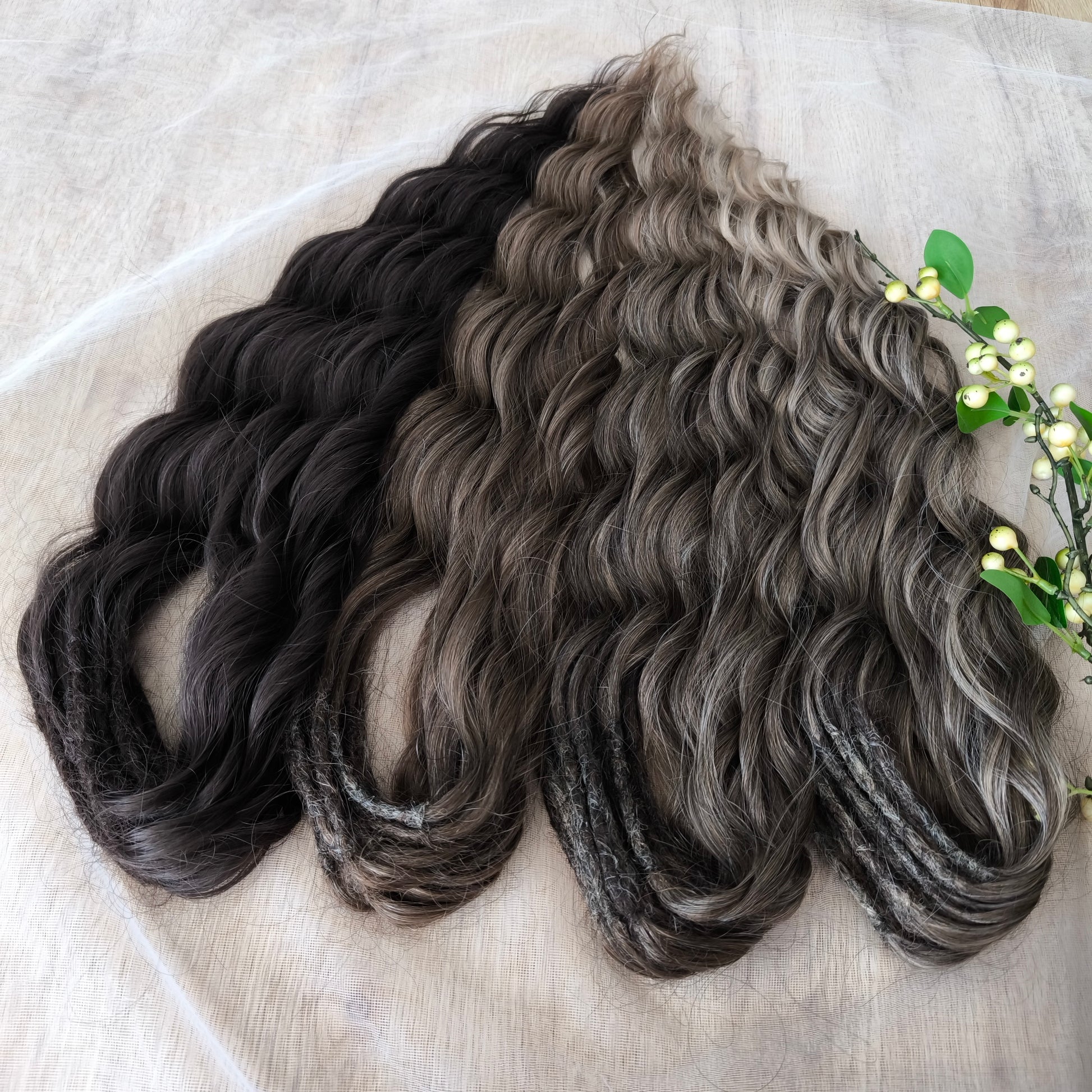 Brown mix: BRUSHABLE synthetic DE dreaded curls (regular or push-up/dolly)