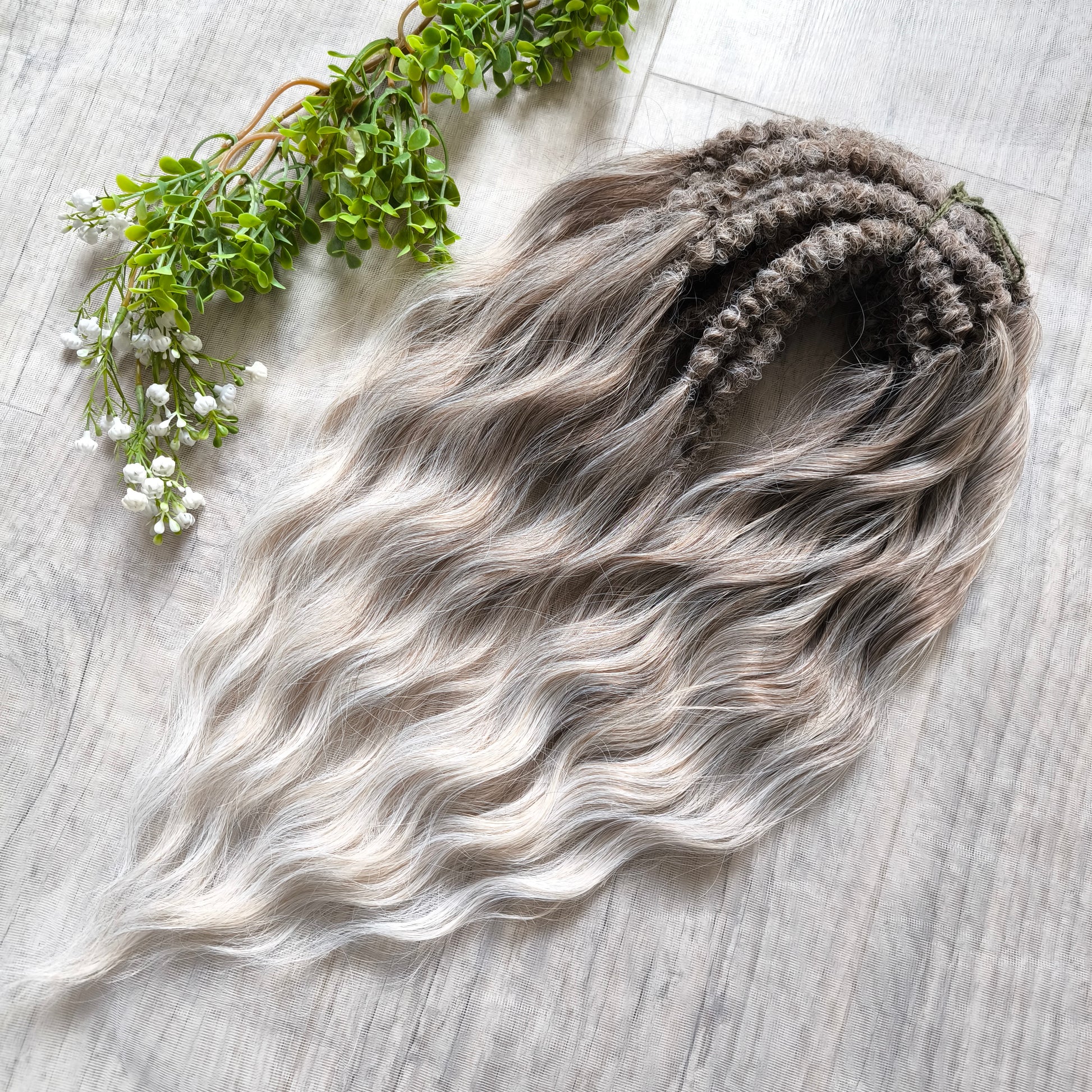 Ombre from dark ash to platinum blonde soft, lightweight, and reusable synthetic brushable double ended wavy dreadlocks (regular dreaded, braided middle, or push-up).


The length:
Standard dreaded - 22-24 inches (55-60 cm), dreaded part ±4-5 inches
Braided middle - 22-24 inches (55-60 cm), braid ±4-5 inches folded (total ±8-10 inches)
Push-up / Dolly - 20-22 inches (50-55 cm), dreaded part ±4 inches (from working side)