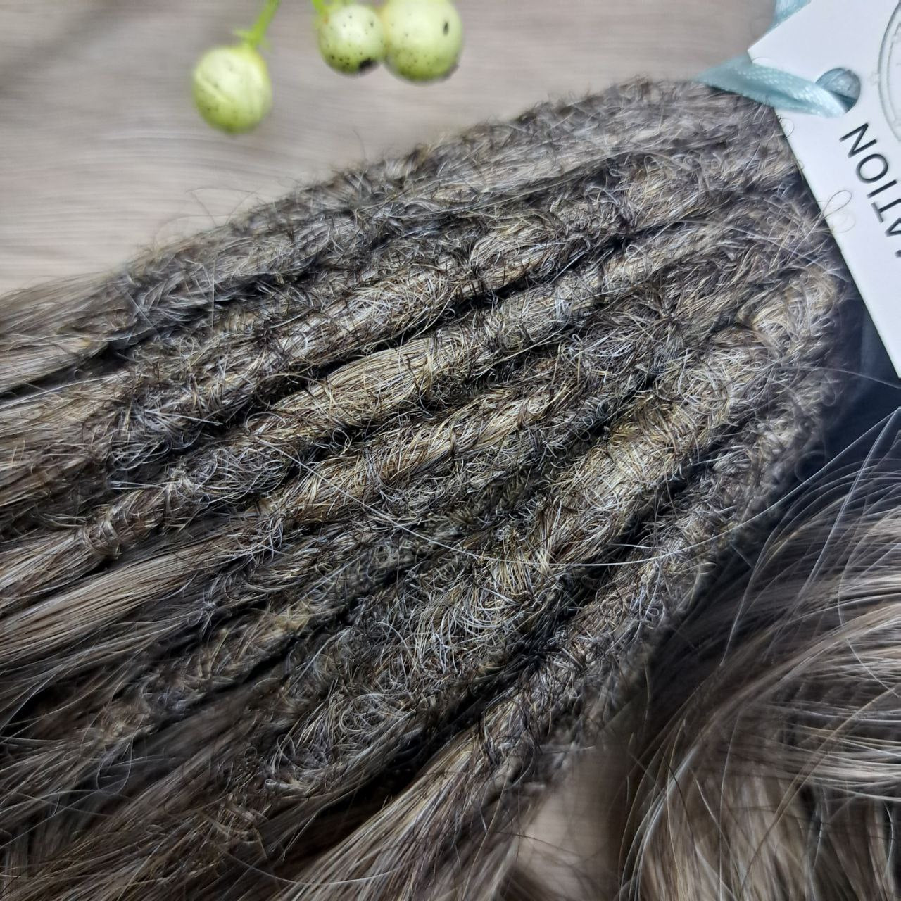 Ready to ship: 54 DE ombre ash wheat blonde BRUSHABLE synthetic regular dreaded 16" curls