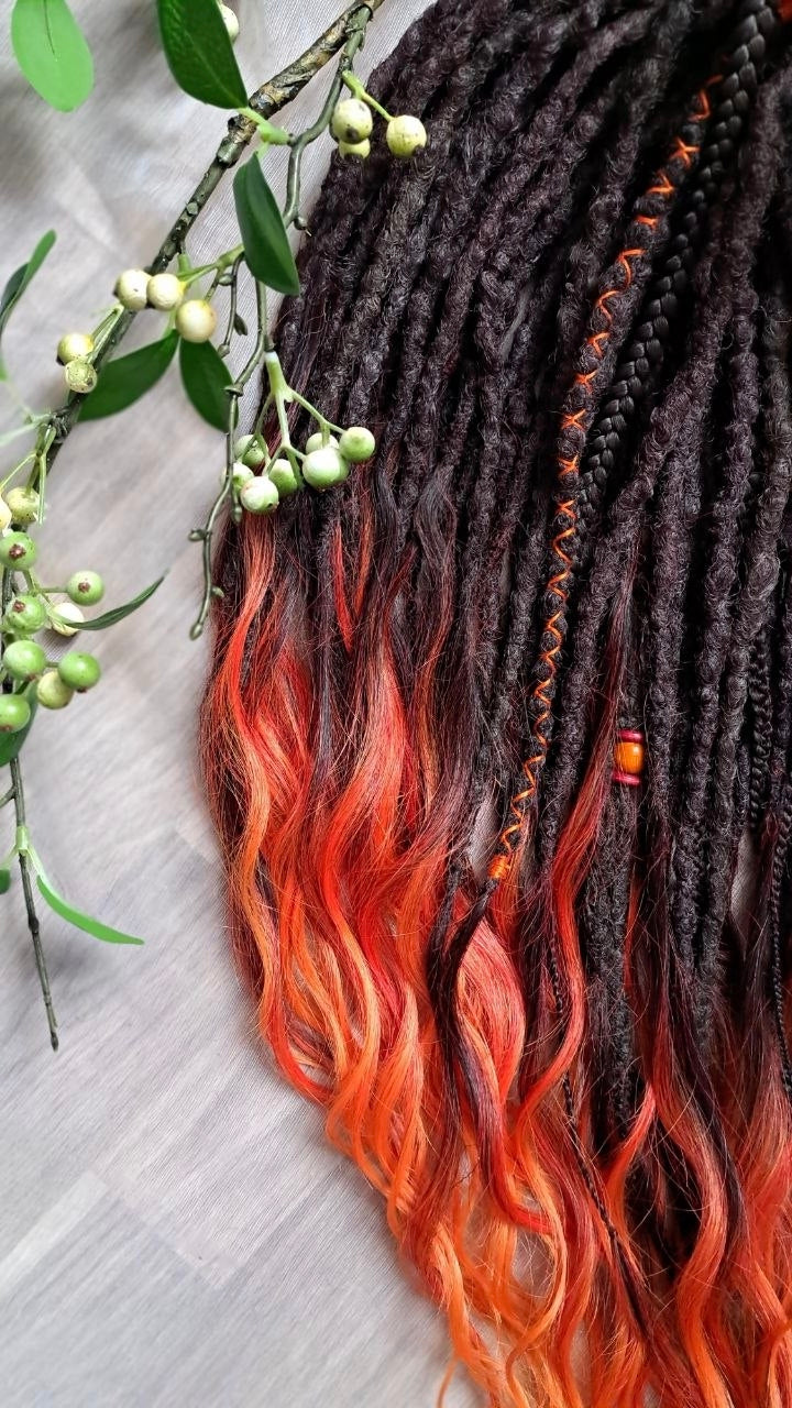 Phoenix - dark chocolate brown and fiery red soft, lightweight, reusable synthetic 50 double ended crochet dreads, with curly brushable ends 

Length: ±28-30 inches (73-75 cm)
Thickness of dreads: ±0.8-1 cm
Weight: ±410 gr (14,5 oz)