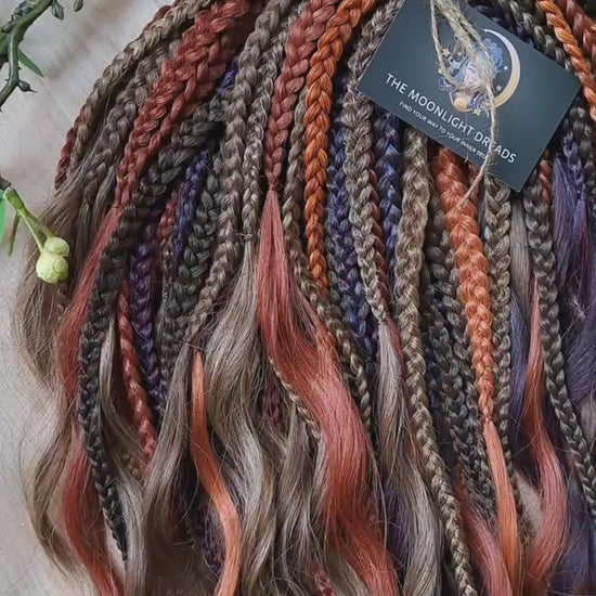 Inspired by the original Spiced Ember set, this version combines regular braids and curls with a braided middle, all in the warmth and depth of autumn hues. Here, rich amber and copper shades are balanced by earthy brown, honey caramel, and subtle chestnut notes — creating a natural yet vibrant color harmony.

Standard length: ±22-24 inches (55-60 cm)
Thickness of braids: ±0.8 cm
Braided part of curls: ±4–5 inches folded (total ±8–10 inches)