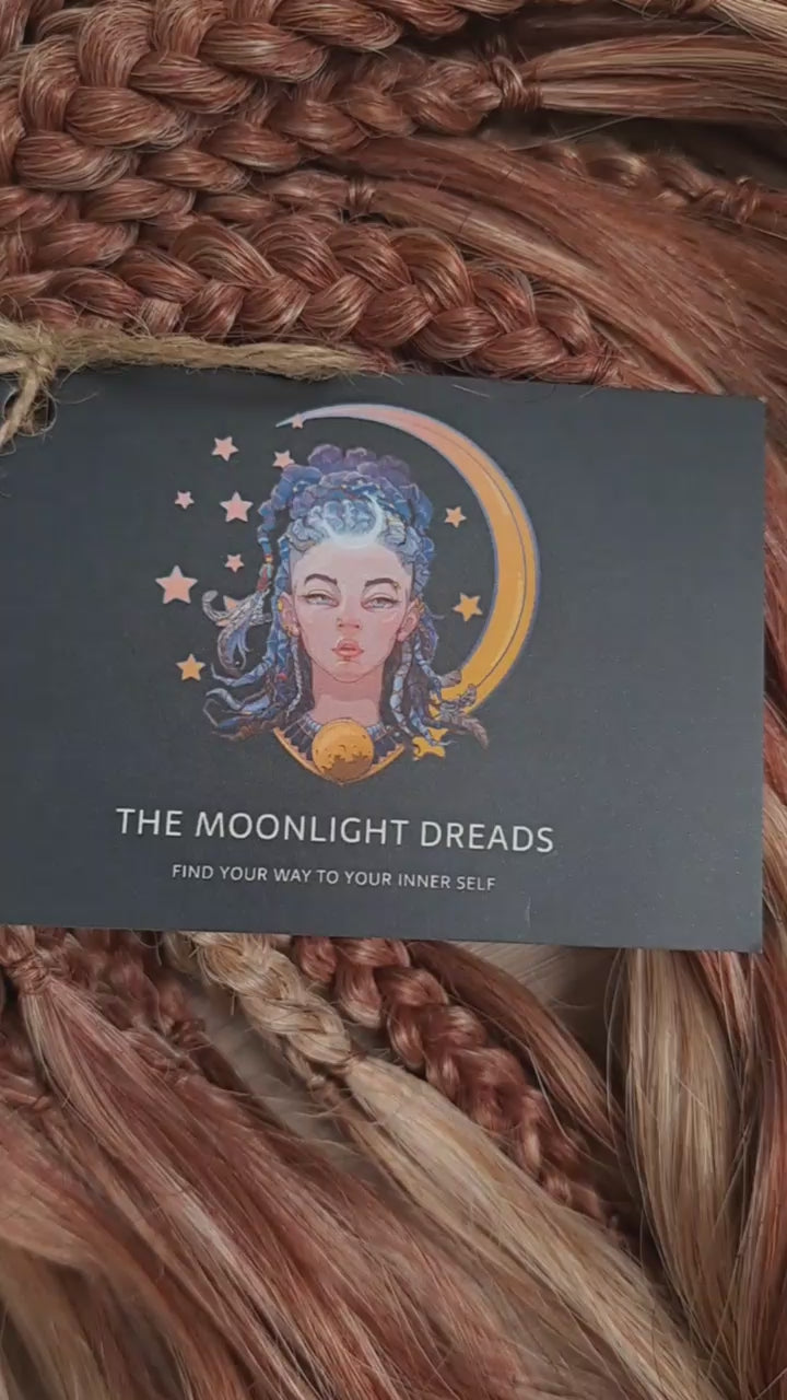 This set blends muted rosewood, sage-tinted blonde, and pinky blonde into a delicate, natural-looking gradient. It’s perfect for those who love calm, grounded colors.
Soft, lightweight, and reusable synthetic brushable double ended wavy dreadlocks (available as regular dreaded, braided middle, or push-up).