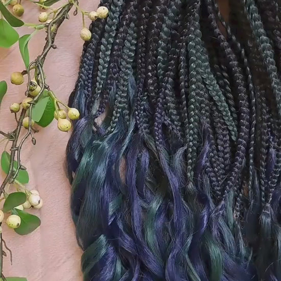 Midnight Forest - A deep blend of navy blue, dark teal, and forest green with a smooth, natural transition. Soft, lightweight, and reusable set of 54 double ended synthetic brushable curls with braided middle.

Length: ±25-26 inches (63-66 cm)
Braided part of curls ±10 inches  (25 cm) folded - 20" (50 cm) total.
Weight: ±390 gr (13,8 oz)