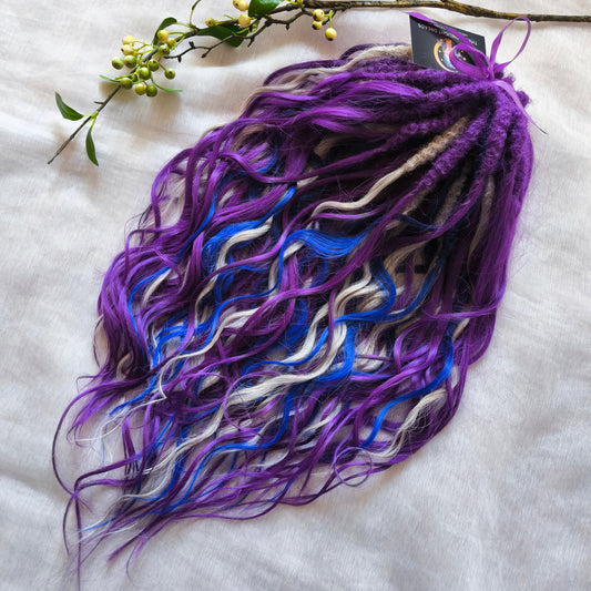Ready to ship: Purple Blend - soft, lightweight, and reusable 50 brushable push-up curls. A mix of violet, blue and light grey colors.

Length: ±20-22 inches (50-55 cm)
Dreaded part: ±4 inches (from working side)
Weight: ±250 gr (8,8 oz)